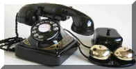 Click to see a large image of Belgian desk phone